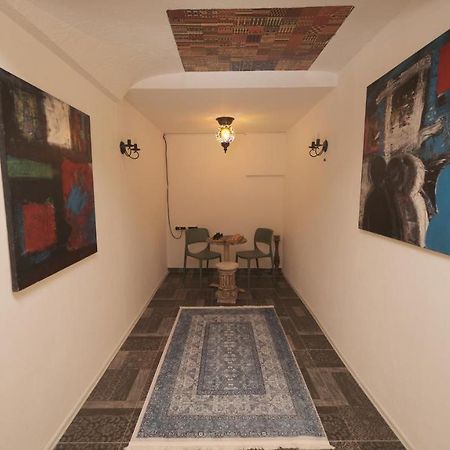 Hostel Dera Prishtinë Luaran gambar